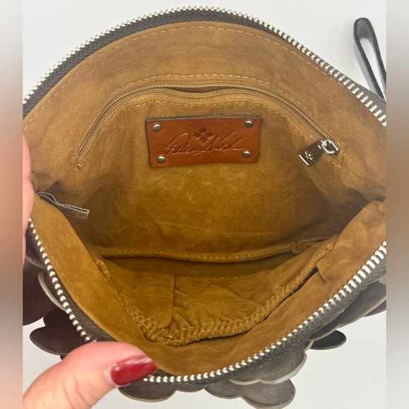 Patricia Nash Floral Petals Cassini Leather Wristlet plus Bonus Mini Floral Bag - Picture 9 of 16